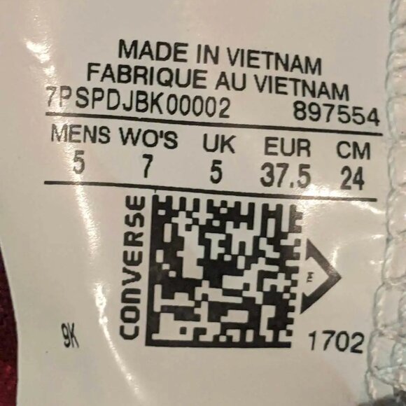 Unisex Converse Chuck Taylor Low-Top Sneakers - Size 5M 7W - Picture 4 of 6